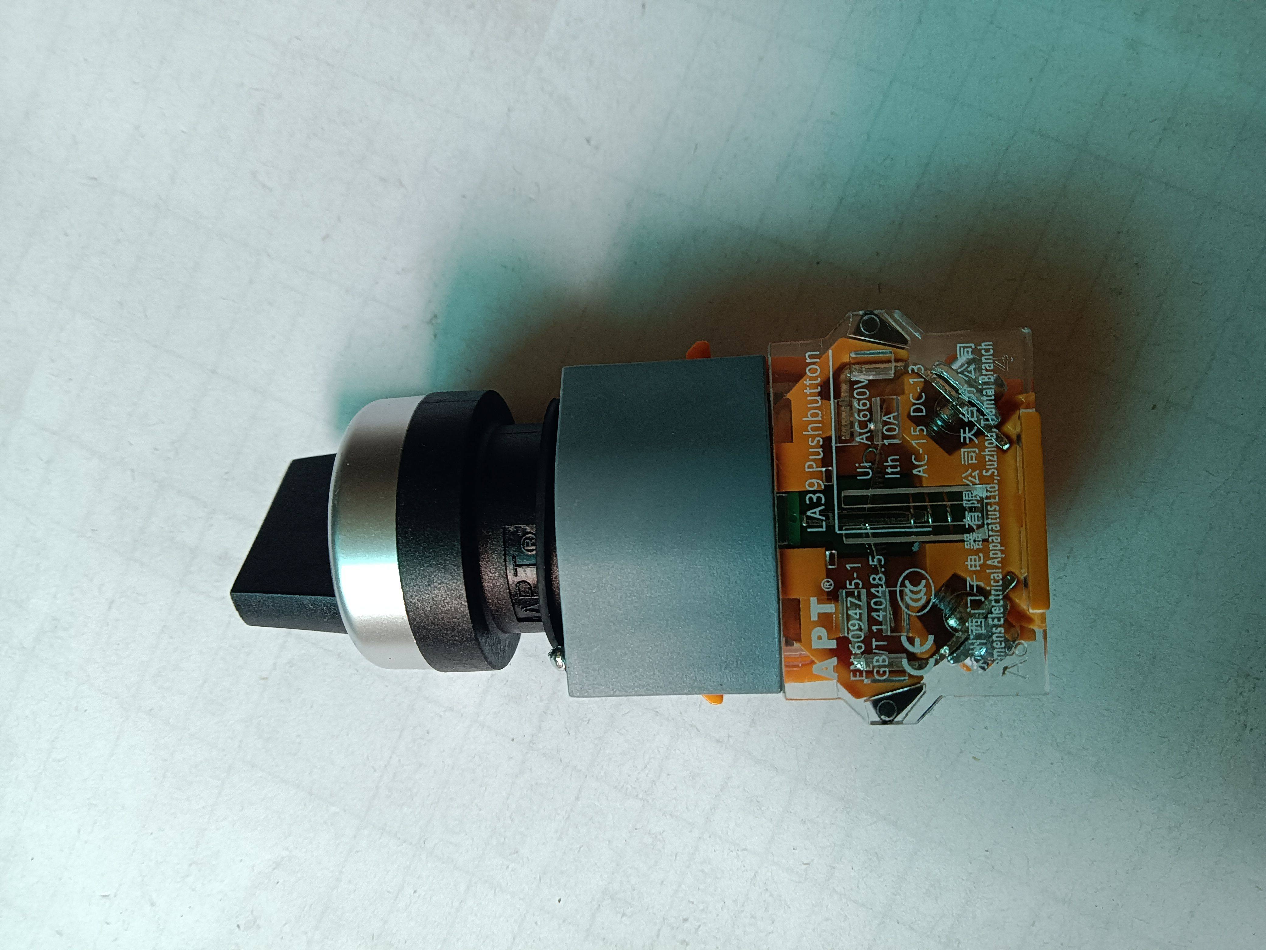 全新原装西门子APT转换开关LA39-B2-11X/K
