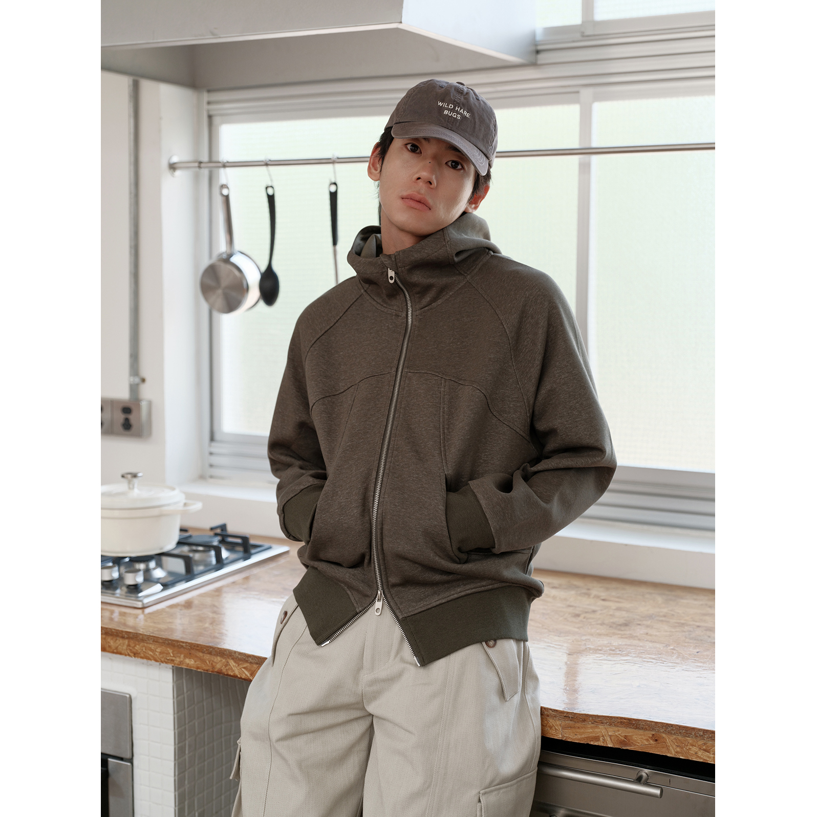 可乐生活CARPEM 秋季原创解构设计短款彩棉运动拉链连帽卫衣男女