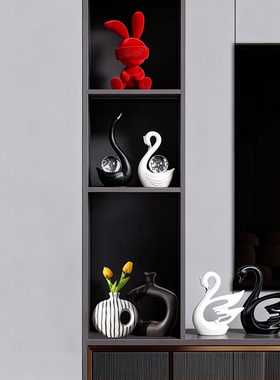 轻奢高档红色兔子植绒摆件