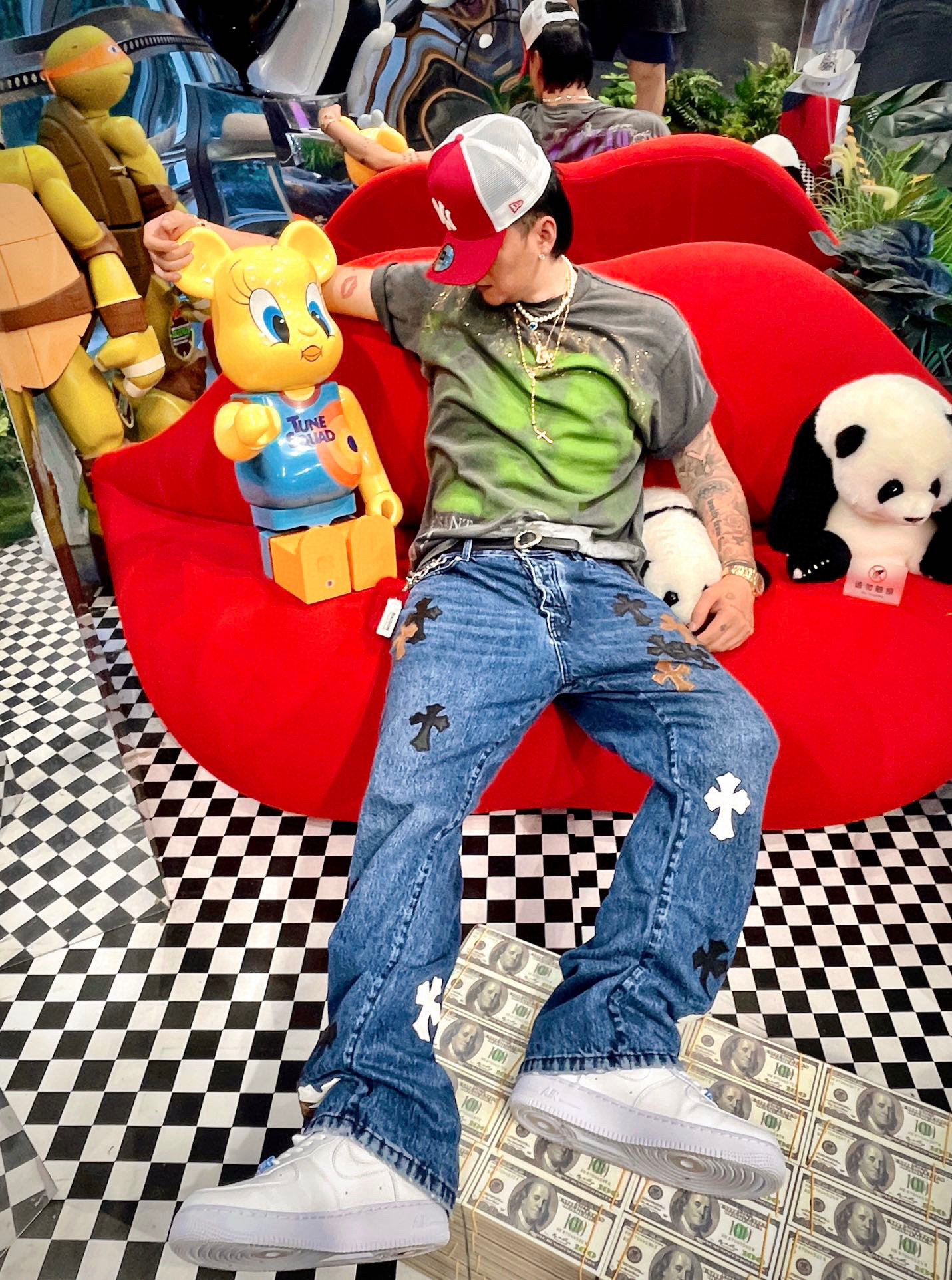 新款潮牌ch十字架梵文贴皮水洗牛仔裤男女宽松高街时尚直筒长裤潮