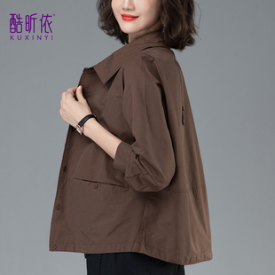 休闲短款外套女2026年春秋新款韩版宽松大码纯色夹克衬衫薄款上衣