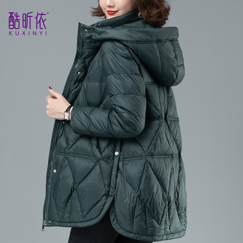 轻薄羽绒服女2025年新款中长款大码宽松中年妈妈90白鸭绒冬季外套