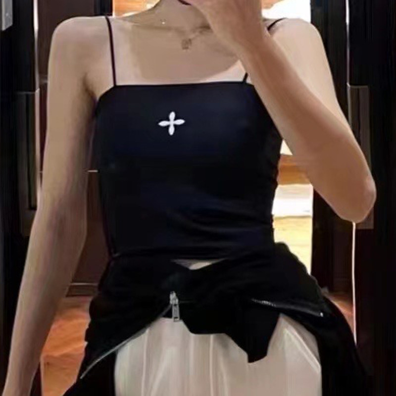 纯欲辣妹短款裹胸吊带背心学生纯色抹胸少女聚拢内衣外穿性感上衣