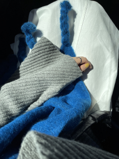 remerci waffle饼干斜纹全羊毛v领套头渔夫针织毛衣