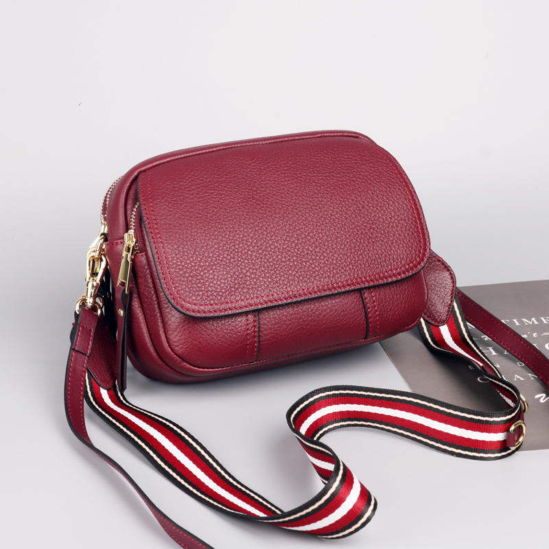 小圆包休闲简约宽肩带单肩斜挎包