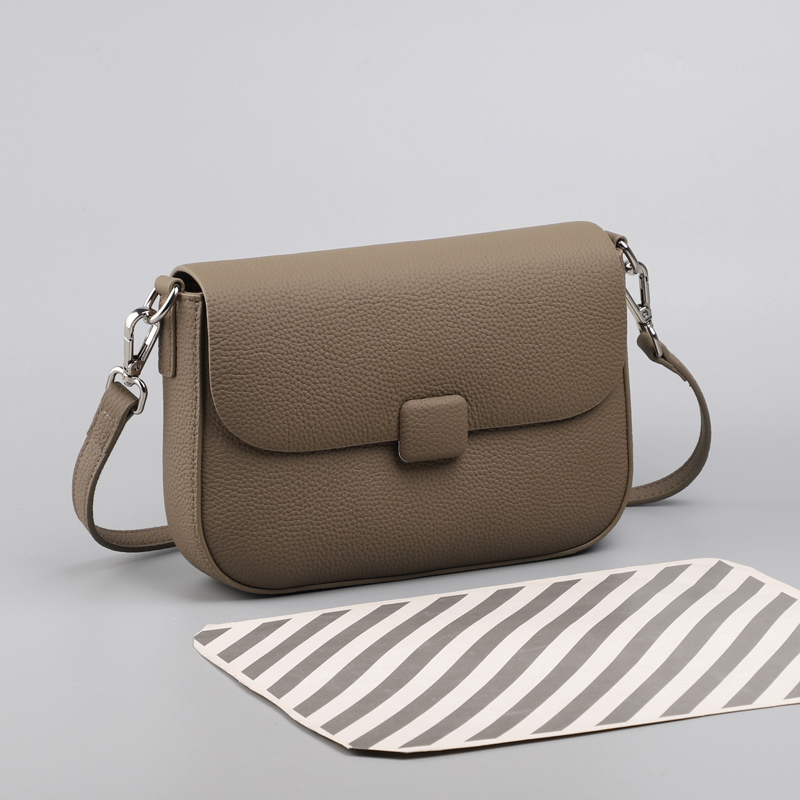 YELODE真皮休闲斜挎包女时尚小包