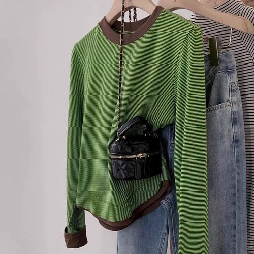 长袖简约休闲常规款女装