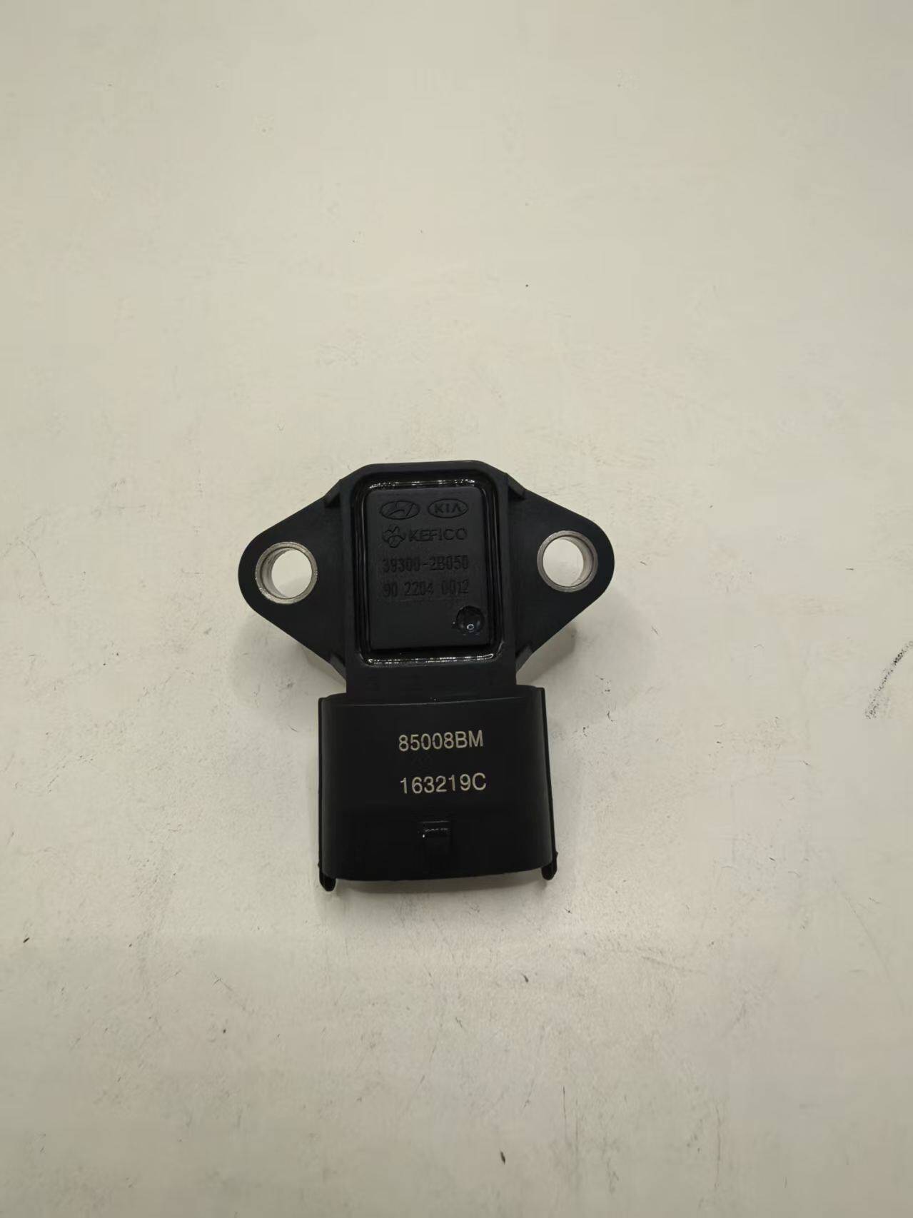 领动新途胜ix25菲斯塔ix35索九名图涡轮增压中冷器进气压力传感器