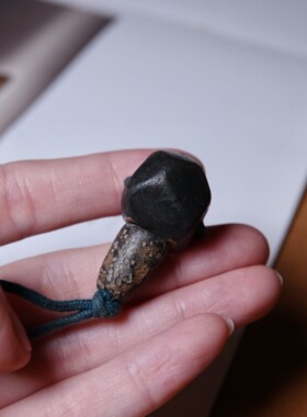 明代原生态开门老天铁托甲佛头三通配件文玩藏式念珠手串束尾配饰