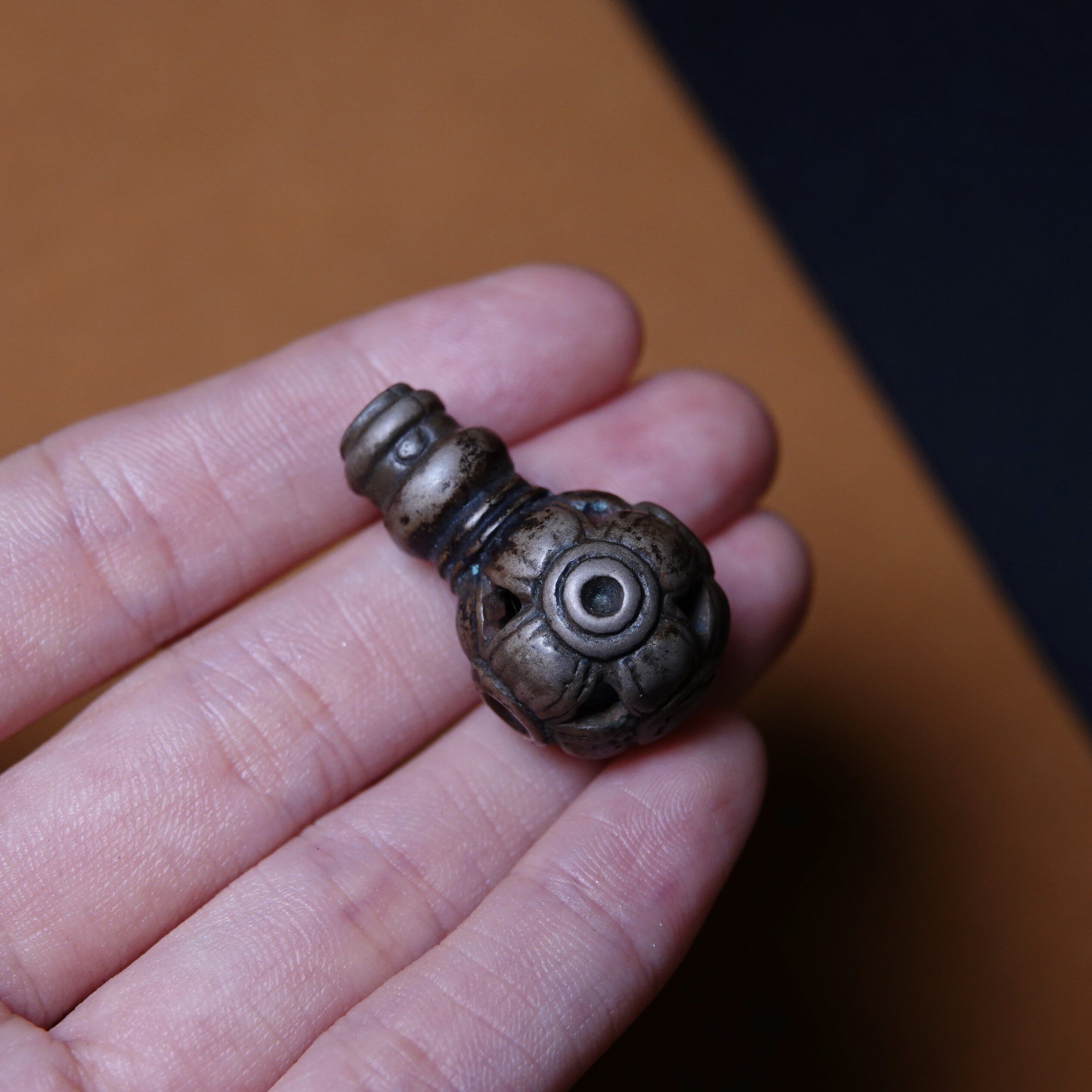 藏式原生态老托甲一体式佛头三通藏式文玩全品纯手工DIY佛珠束尾