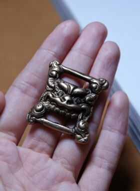 小年份利马铜老雪狮经书扣挂件模版清晰文玩纯手工DIY随身挂坠