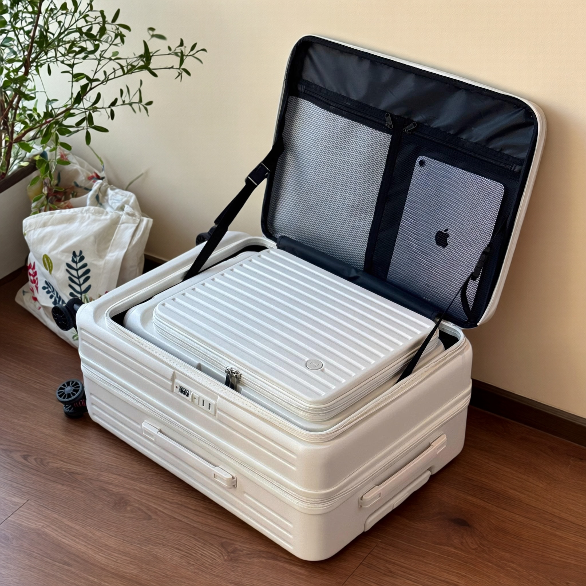 新款白色侧开可扩展行李箱20寸可登机免托运超轻拉杆箱旅行箱抗摔