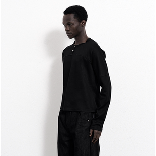 BEVAN UP|乳白色|活力黑 透气苏兰格纹肩袖一体拼接线迹舒适长袖