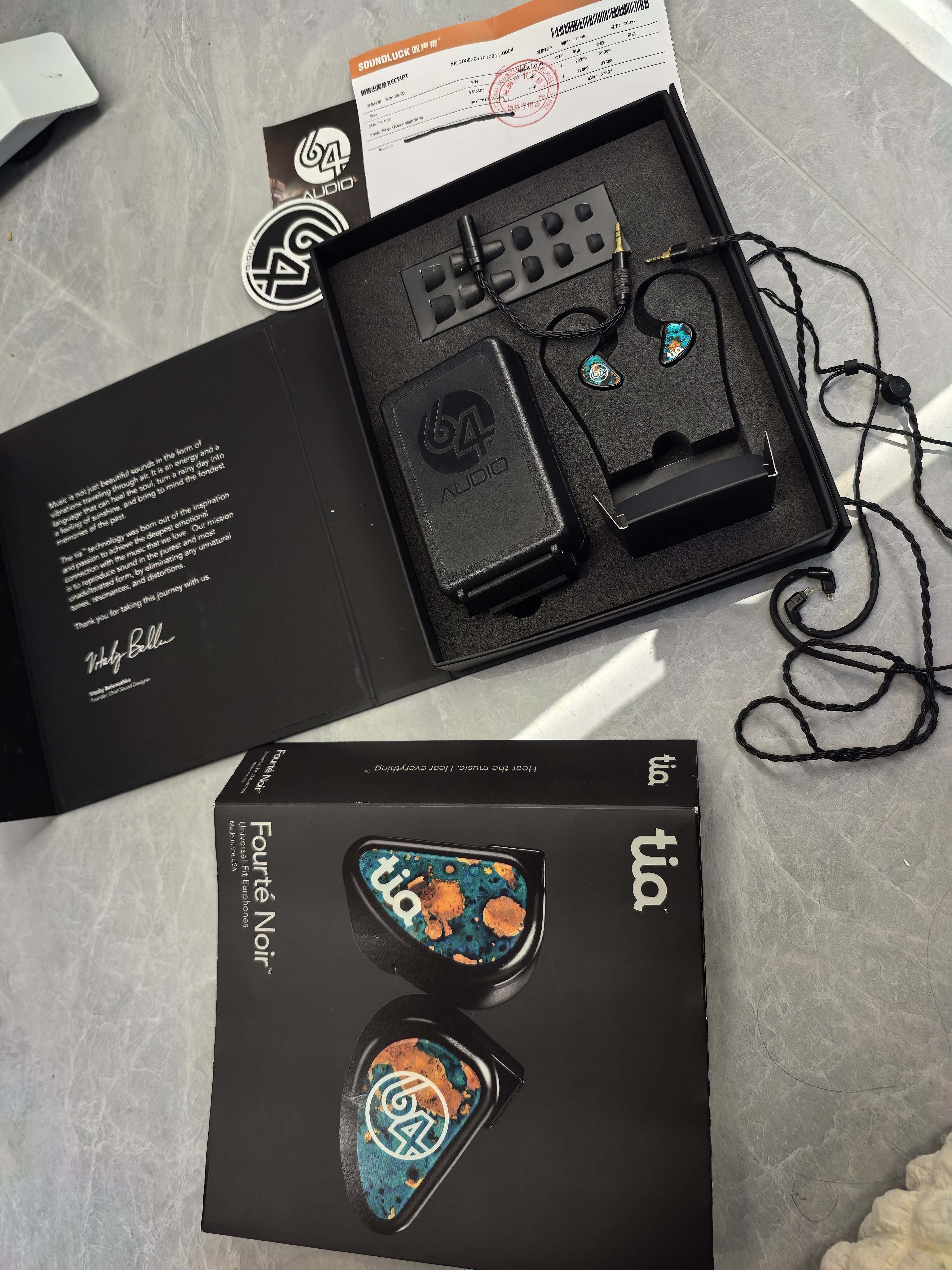98新国行64Audio Noir限量版500四单元圈铁混合低音入耳式耳机