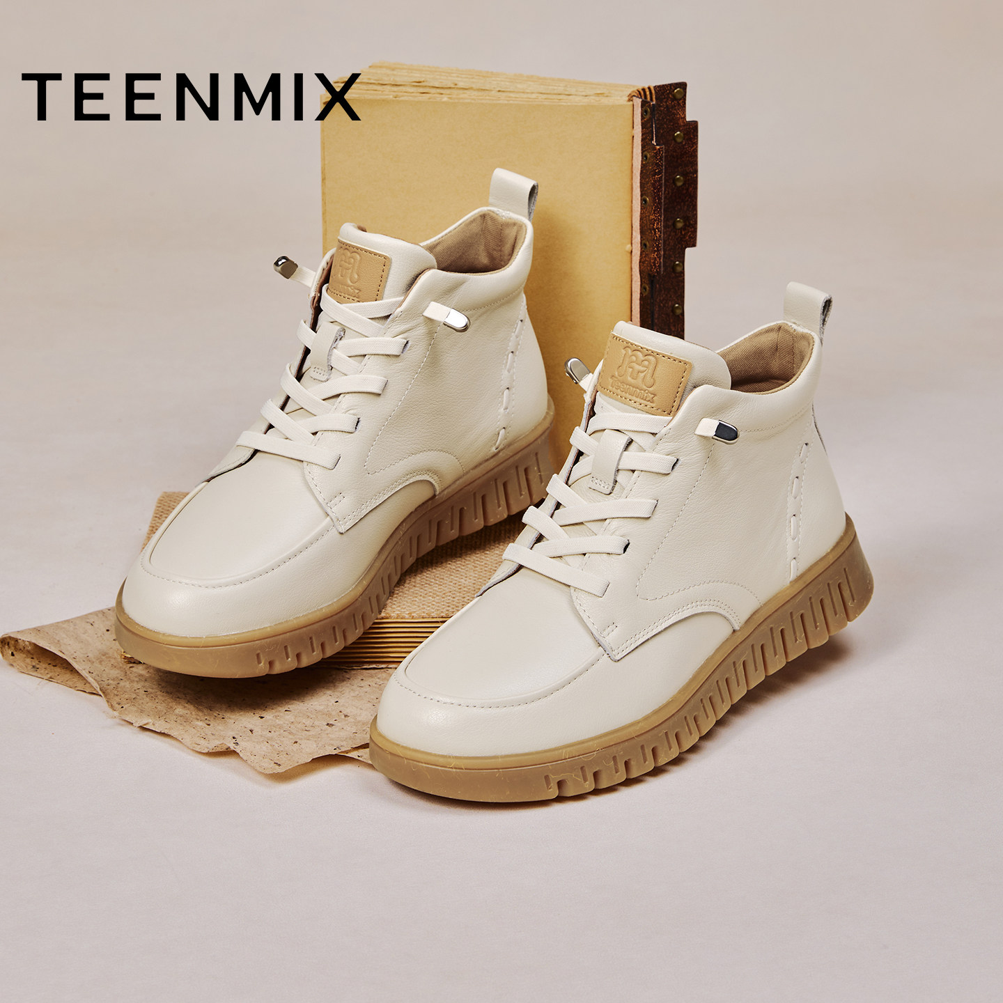 天美意厚底高帮休闲鞋马丁靴女加绒休闲皮短靴冬季新款CMA43DD5