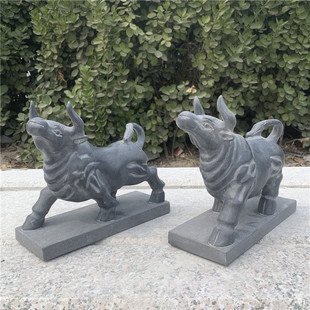 石牛摆件石雕牛一对石头牛天然石雕刻工艺品抬头青石牛
