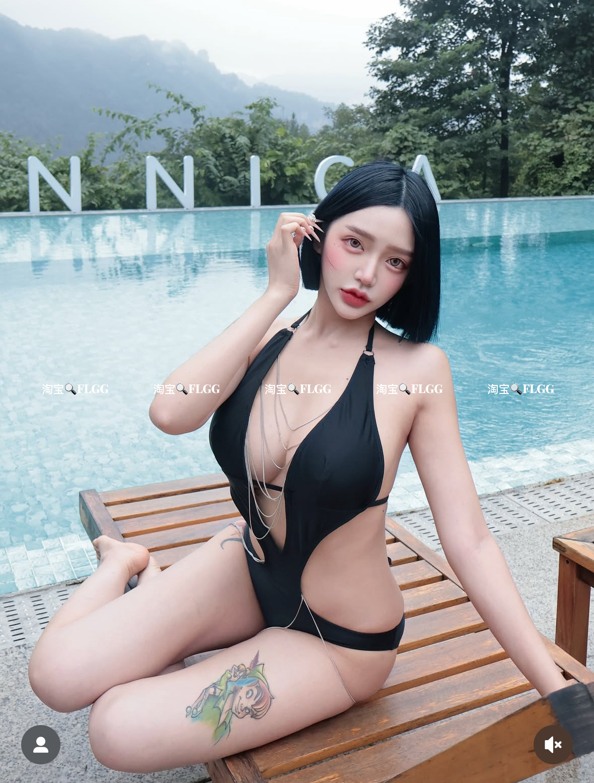 FLGG时尚性感深V镂空露背连体泳衣黑色显瘦小胸聚拢度假比基尼