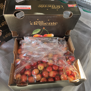 斤装 雷尼尔智利金车厘子大黄车黄樱桃 4.4 整箱 礼盒随机