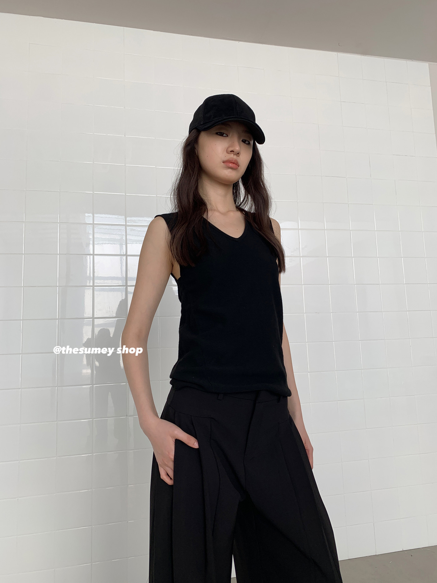 V领修身背心内搭打底上衣