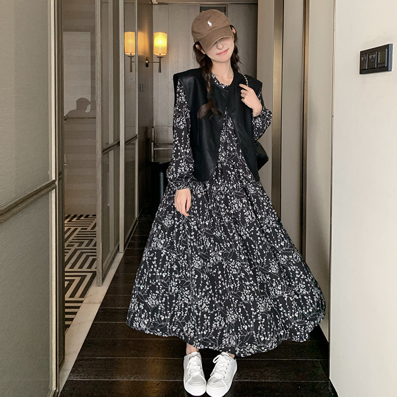 法式碎花连衣裙女2025年春季新款时尚复古PU皮马甲长裙,女装连衣裙,浙宝270