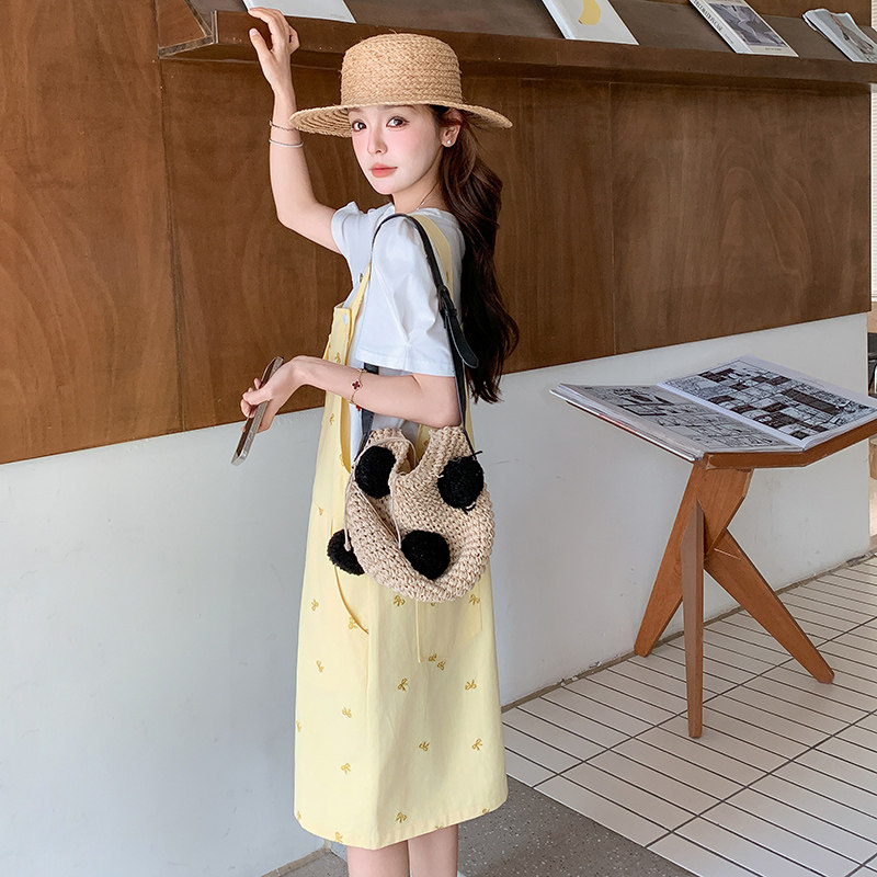 黄色学院风减龄刺绣背带连衣裙女夏韩系小个子休闲甜美百搭连身裙,女装连体裤,浙宝270