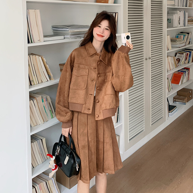【25新款】美拉德麂皮绒翻领外套百褶裙两件套270-2502P175控248,女装套装/套裙,浙宝270
