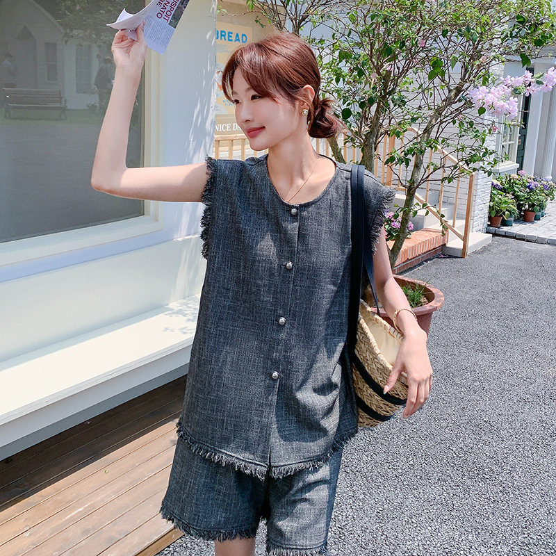 流苏毛边灰色马甲短裤套装女夏2025新款小个子两件套超火今年流行,女装套装/套裙,浙宝270