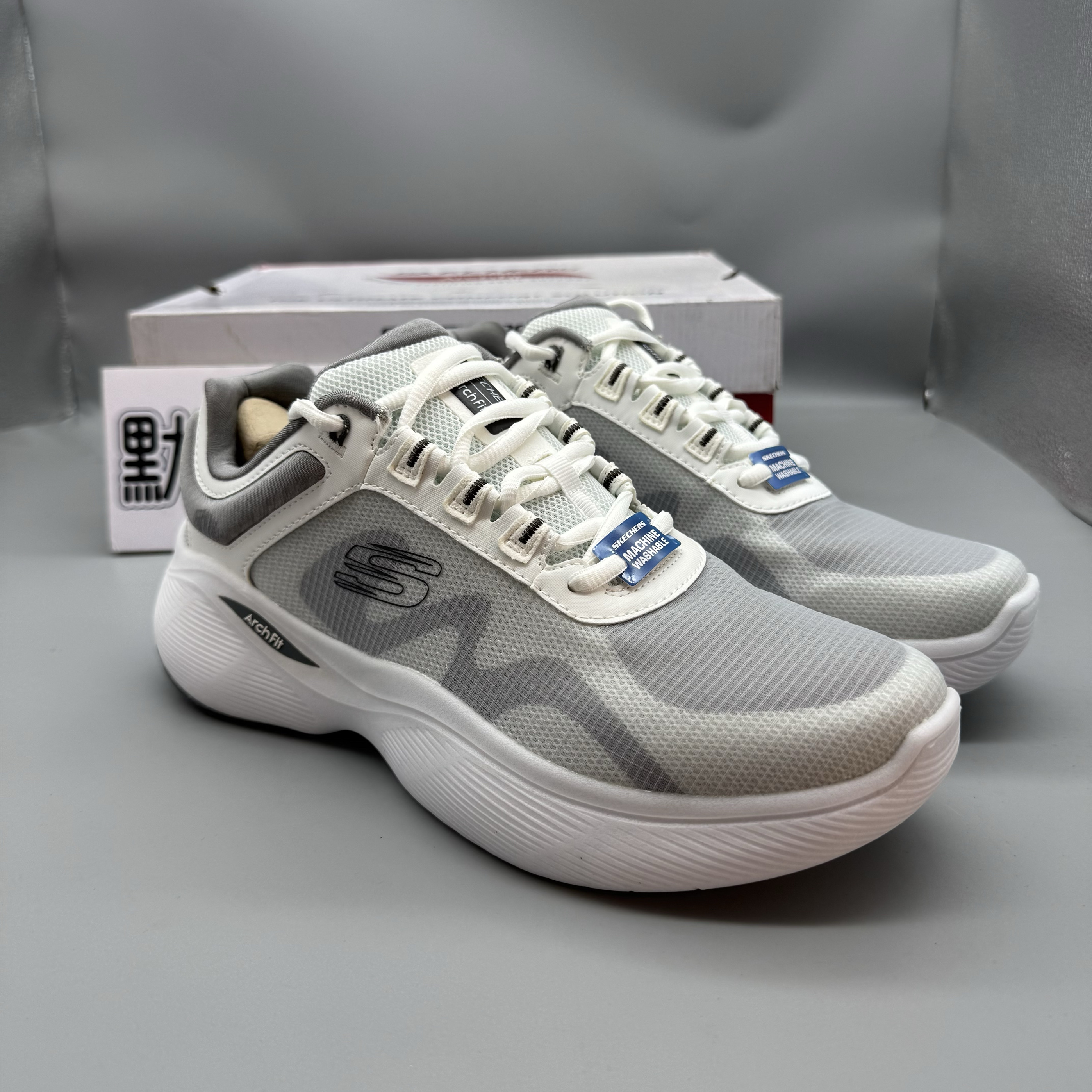 Skechers斯凯奇夏季新款轻便跑步鞋男柔软舒适耐磨健身运动232606