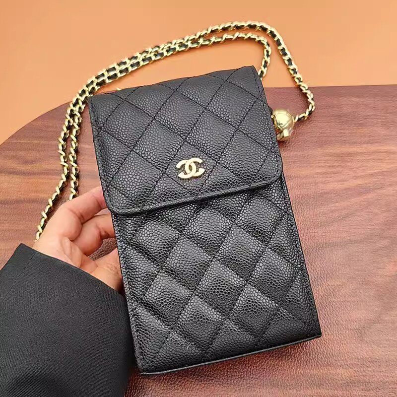 真皮鱼子酱手机包斜挎女2026新款迷你小包香奶链条包高档洋气轻便