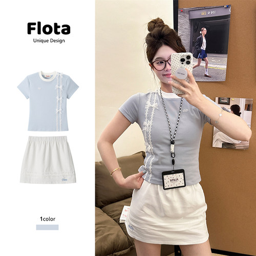 【flota】蓝色蕾丝蝴蝶结拼接短袖t恤夏季设计感修身短款上衣1498