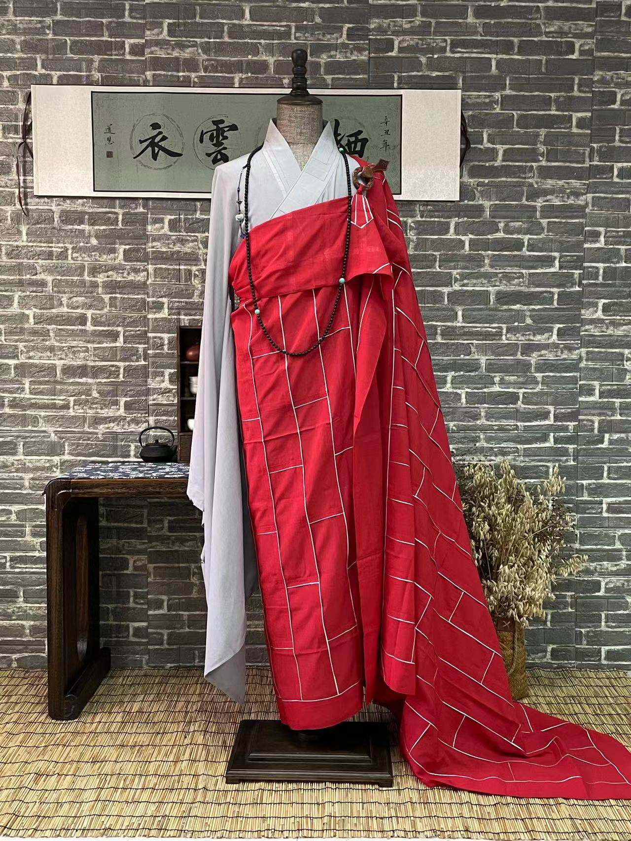 特价栖心僧服进口麻纱红色金边祖衣银边木制衣钩袈裟法衣和尚服