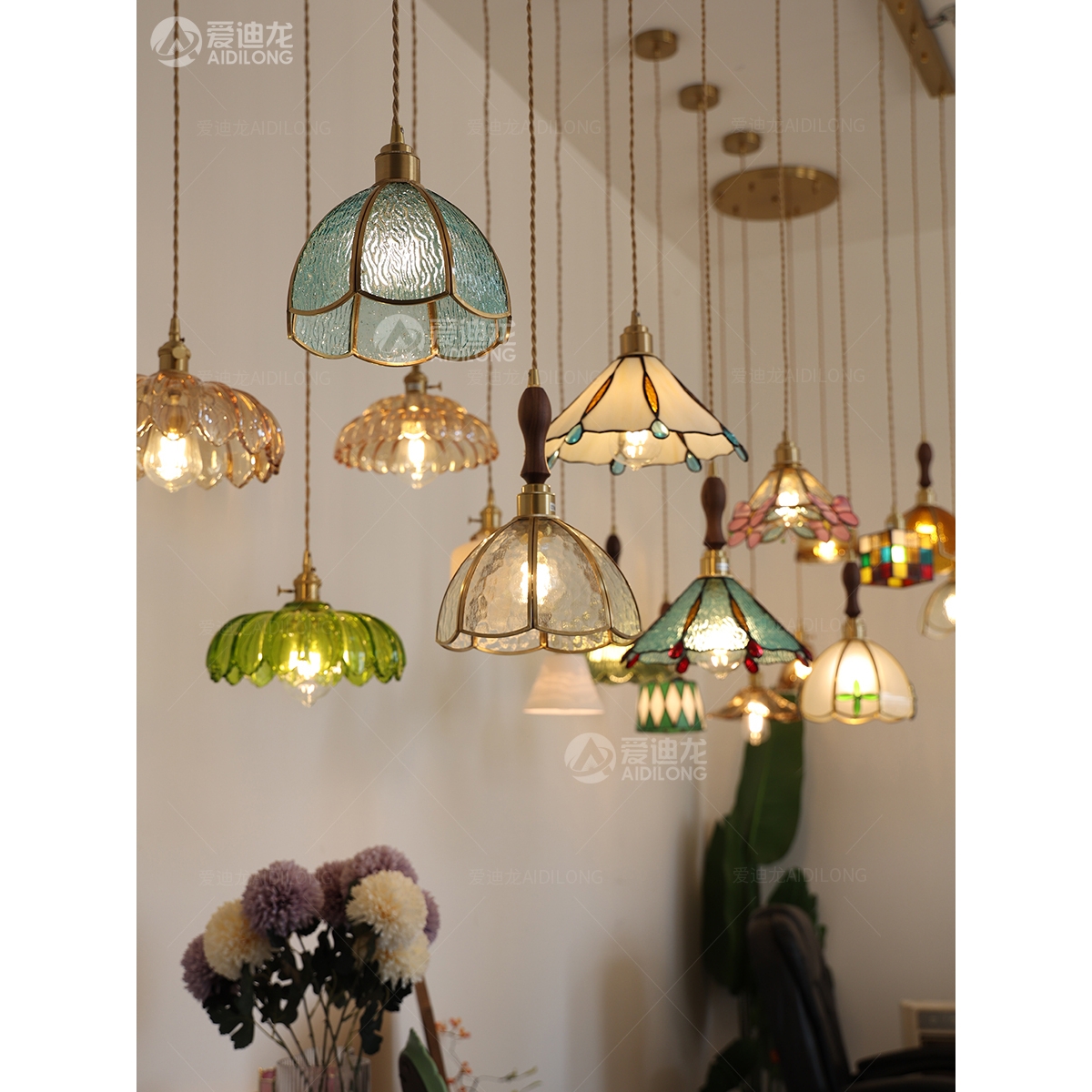 新特丽复古法式黄铜纯手焊锡灯美式风格床头餐厅过道彩色玻璃小吊