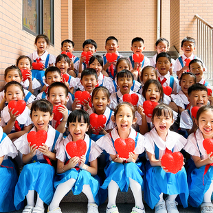 灯火里 中国手捧灯发光爱心灯舞台表演道具创意手舞蹈灯浪漫红心