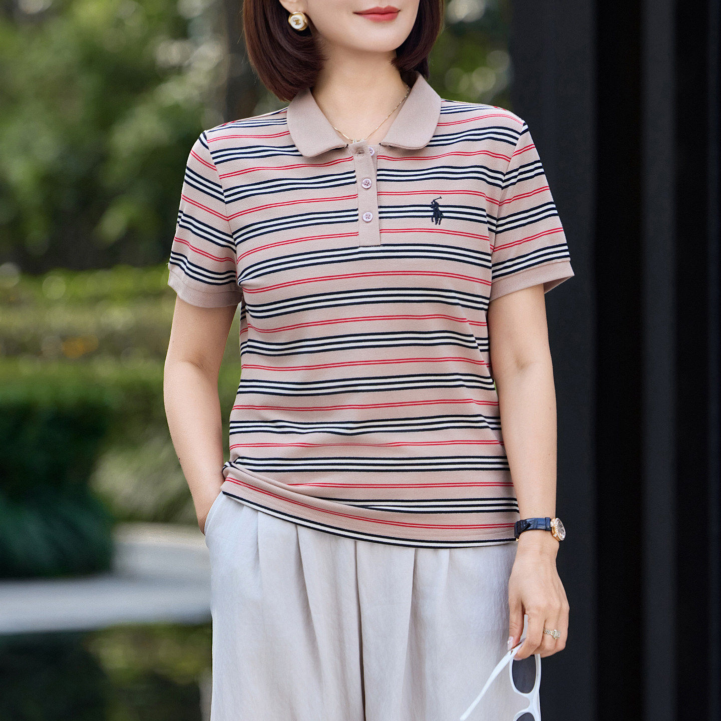 条纹短袖POLO衫女士宽松显瘦翻领常规商务休闲上衣学院风2026夏季