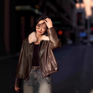 【温暖前行】双核保暖羊羔毛领通勤绵羊皮羽绒服短款休闲真皮皮衣