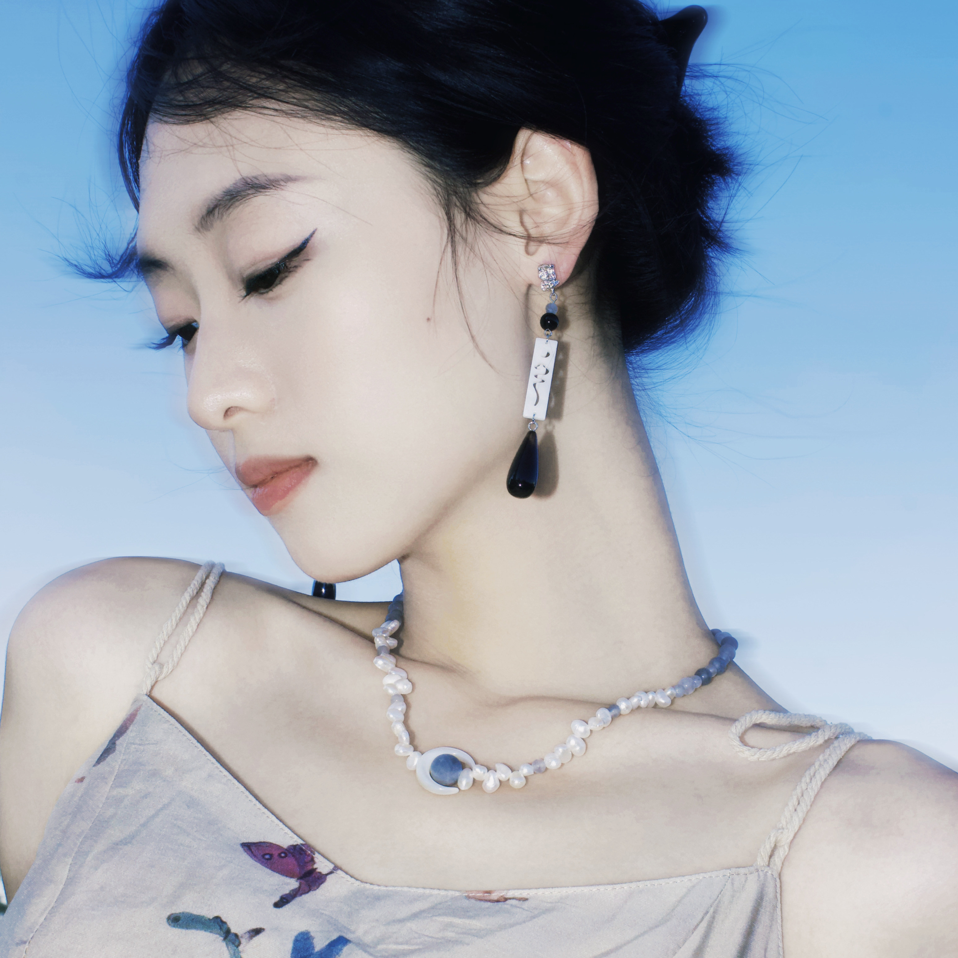 新中式黑玛瑙雨滴贝壳耳环耳夹女