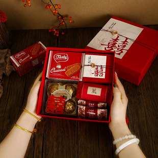 伴手礼女伴娘伴郎实用姐妹团中式婚礼结婚礼物送宾客回礼盒子高级