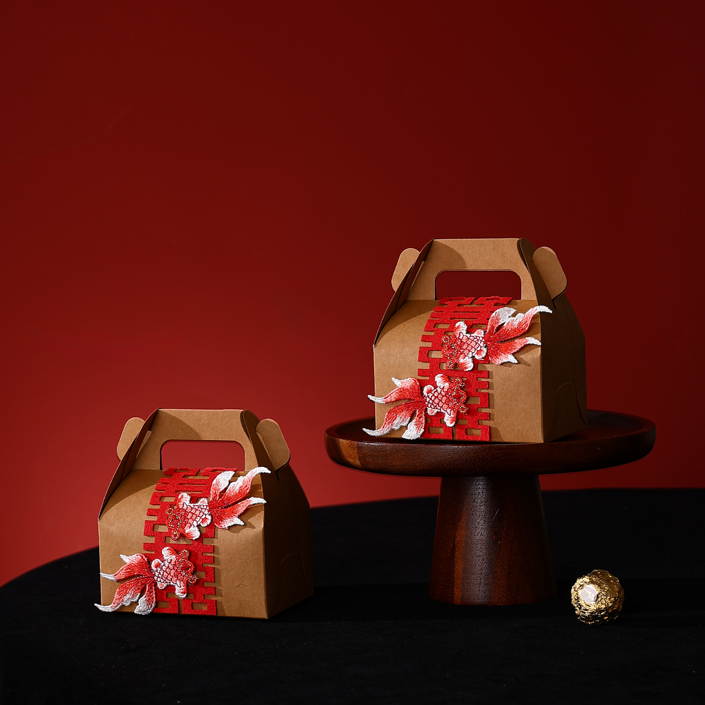 结婚喜糖盒子2025新款婚礼手提喜糖袋婚宴糖果包装盒伴娘礼盒空盒