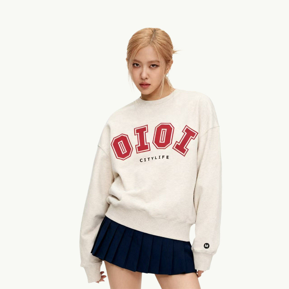 OIOI CITYLIFE旗舰店朴彩英同款加绒圆领卫衣女秋冬新款宽松上衣