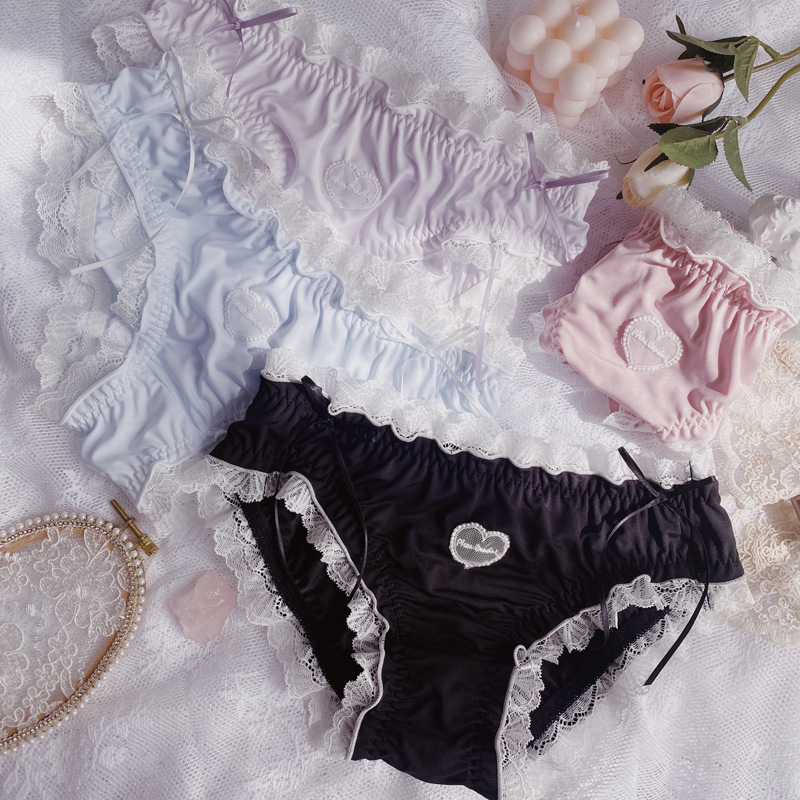 少女款包臀中低腰蕾丝边三角裤