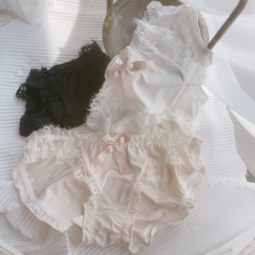 新款内裤女柔软亲肤甜美牛奶丝