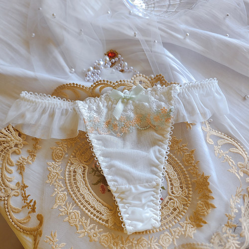 少女の私房浪漫日系冰丝水溶花边女生T裤白色网纱性感纯欲丁字裤