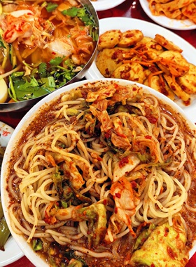 代购沈阳特产西塔大冷面辣白菜现压咸口酸甜口味冷面代买300g袋装