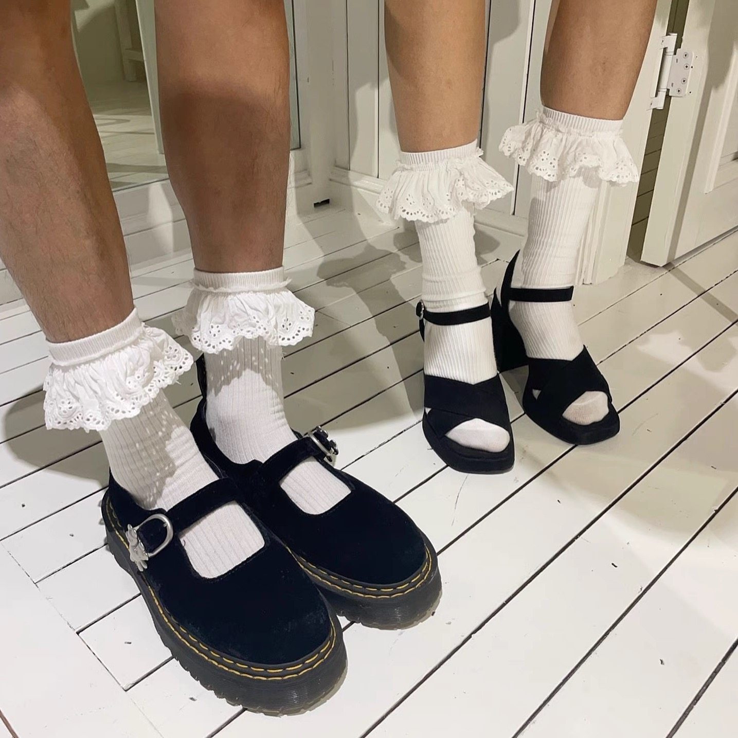 小众韩国设计师同款法式蕾丝棉质中筒袜