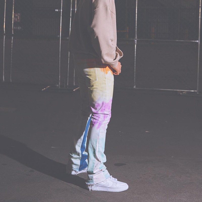 Mnml 漂染白色破洞喇叭牛仔裤男水洗常规四季流行宽松直筒长裤