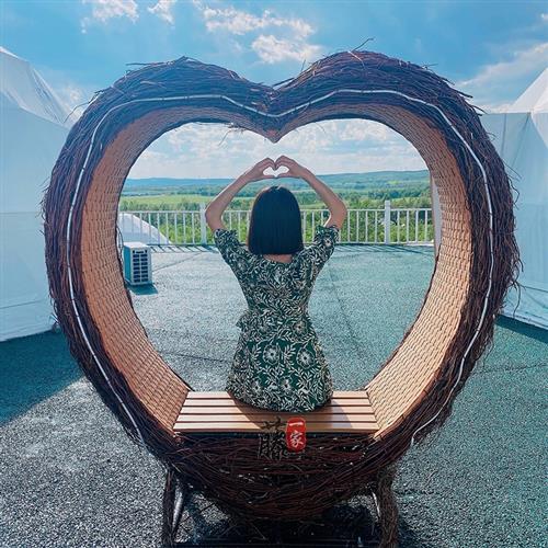 户外网红秋千户外落地巴厘唯美藤编卡座吊椅室外秋千景区打卡道具