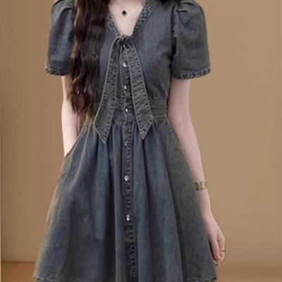 法国覆古优雅牛仔裙2025流行女性新的高端覆盖腰臀a字裙