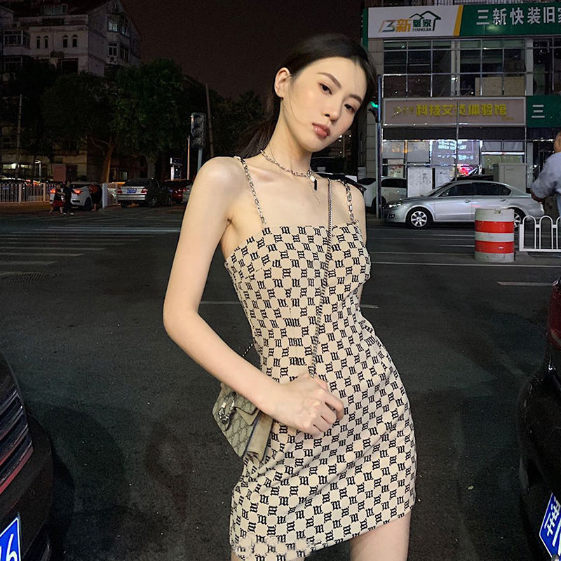 Suspender dress summer new style celebrity temperament Sanya Travel and holiday clothes tiaodi sexy nightclub women's clothes