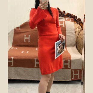 TH家新品 橘红色纯羊绒连衣裙 修身显瘦圆领纯绒裙 小个子针织裙