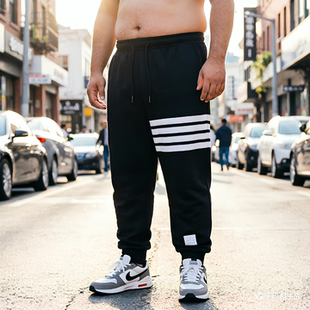 春季加肥加大码宽松四条杠休闲运动裤男装胖子300斤TB纯棉潮裤子